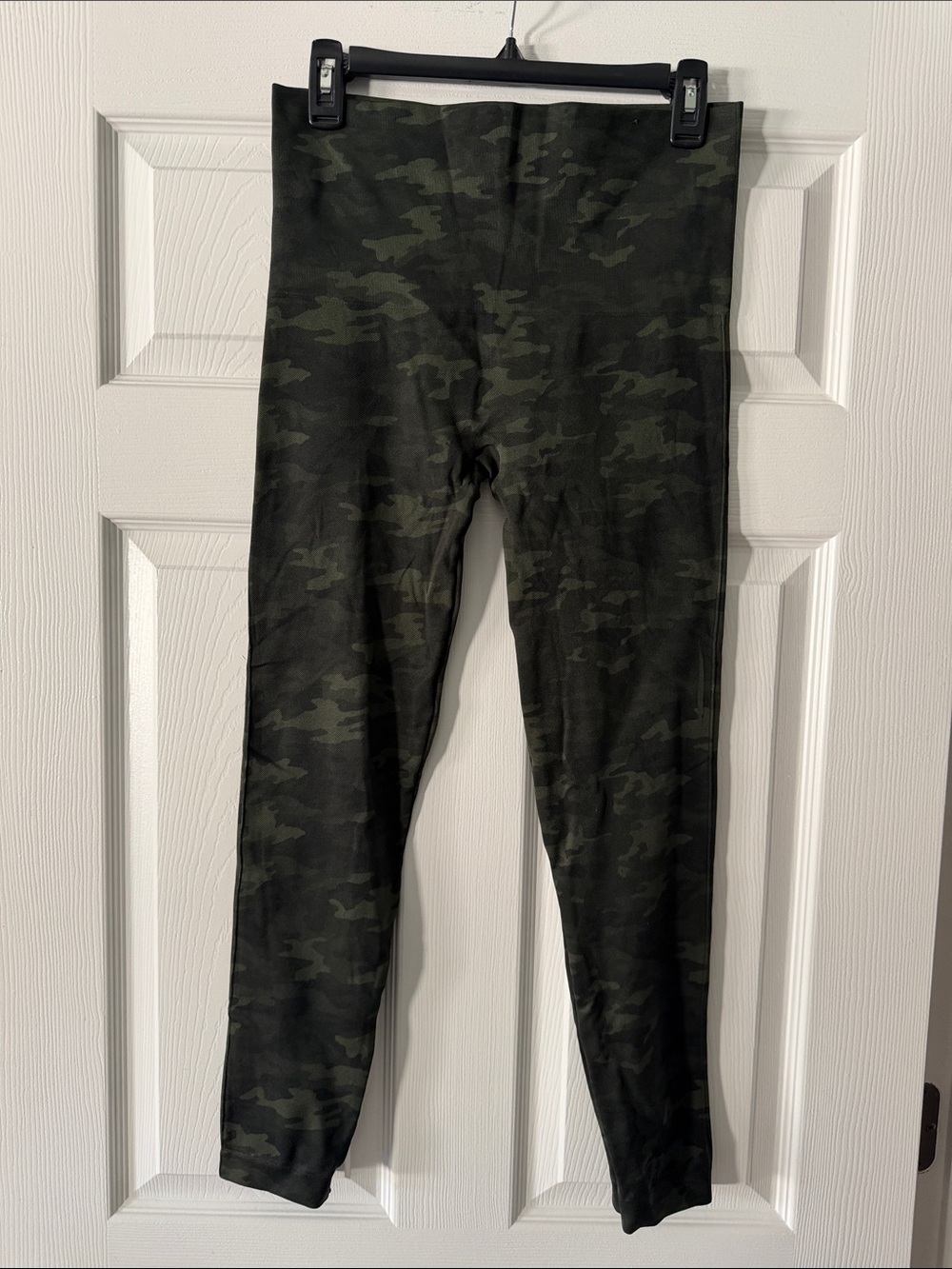 SPANX Camo Leggings - Dark Green Camo